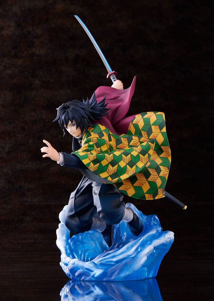 Demon Slayer: Kimetsu no Yaiba Statue 1/8 Giyu Tomioka 27 cm in Statues